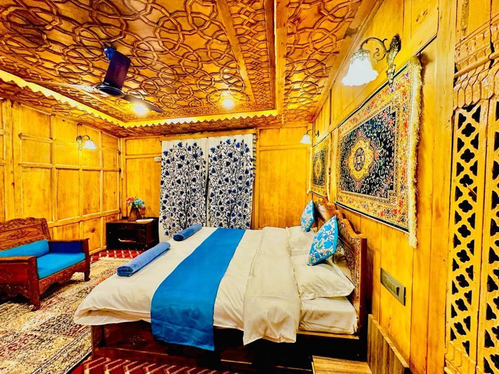 New Zealand Group Of Houseboats 호텔 Srīnagar 외부 사진